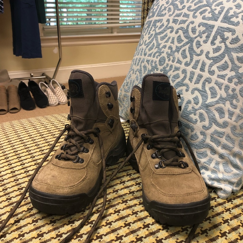 Vasque hiking boots